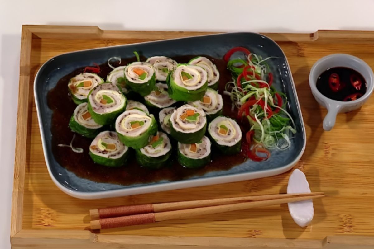 Cách làm thăn heo cuộn cải ngọt đổi gió cho bữa cơm gia đình