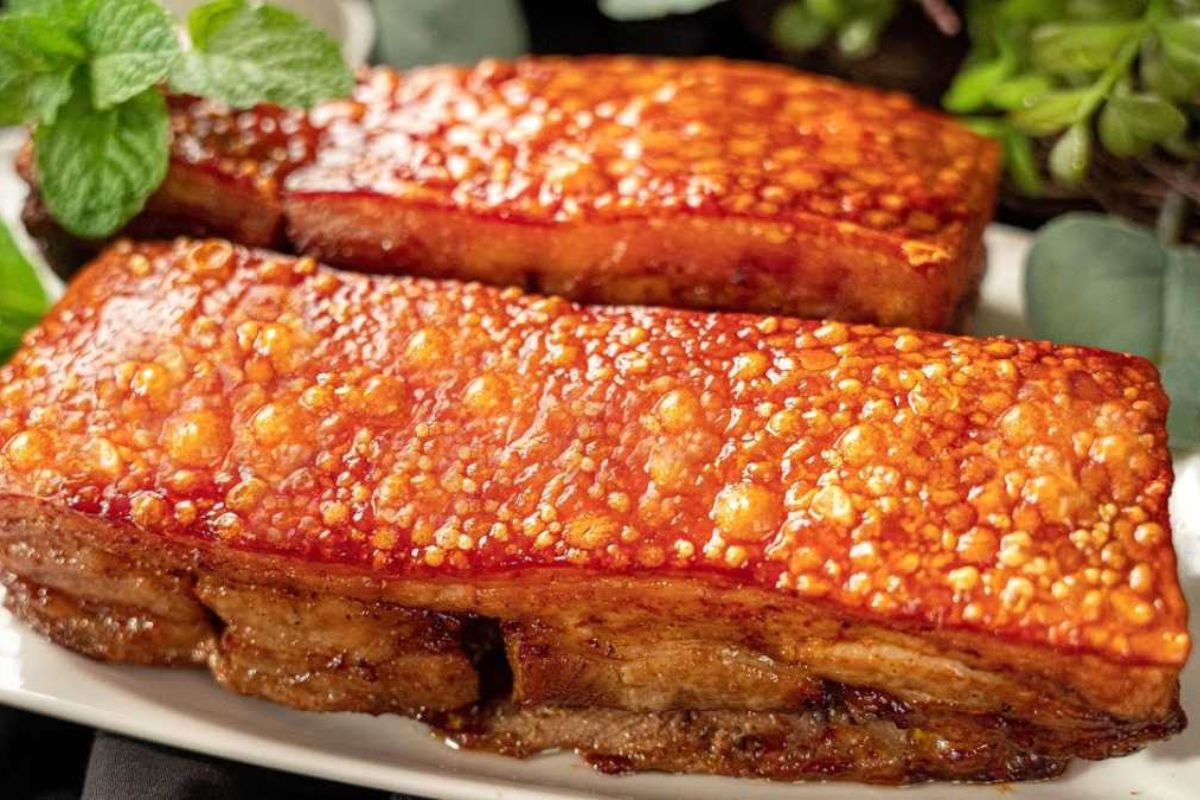 Công thức làm thịt quay giòn bì bằng lò nướng đơn giản tại nhà