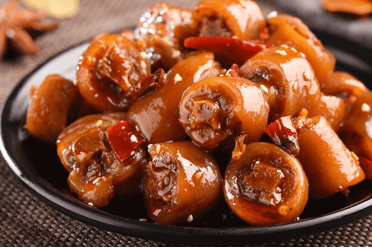 Ngon miệng với món đuôi heo kho tiêu giòn ngon, đậm vị