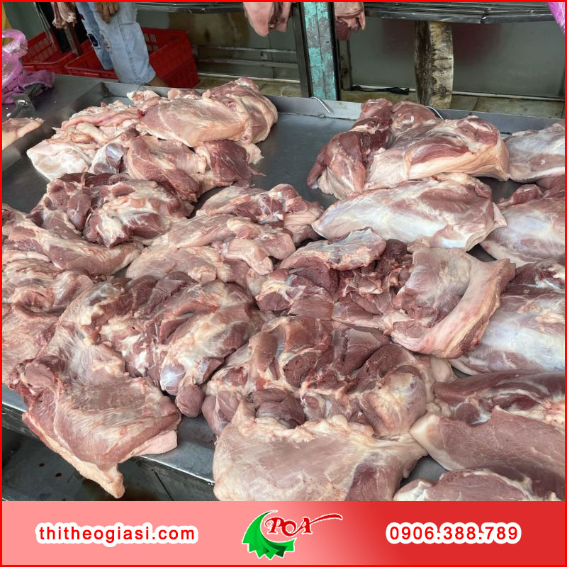 Tầm quan trọng của nguyên liệu thịt sạch trong sản xuất giò chả
