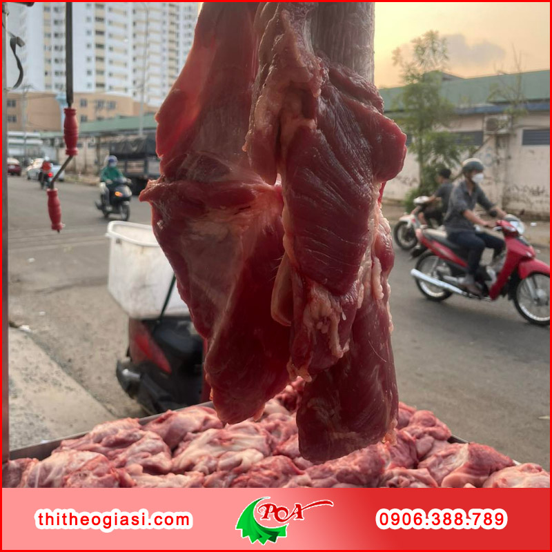 Thực trạng sử dụng thịt heo trong suất ăn công nghiệp hiện nay